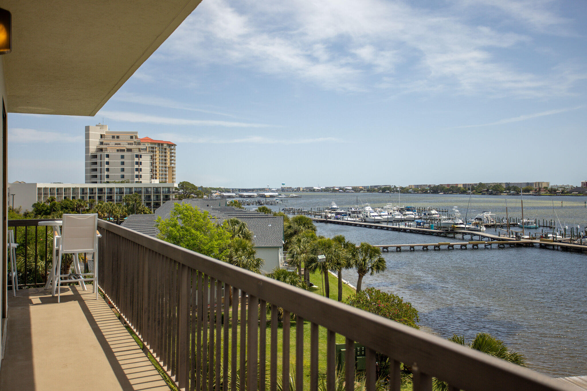 PIRATES BAY PH 1 - Residential