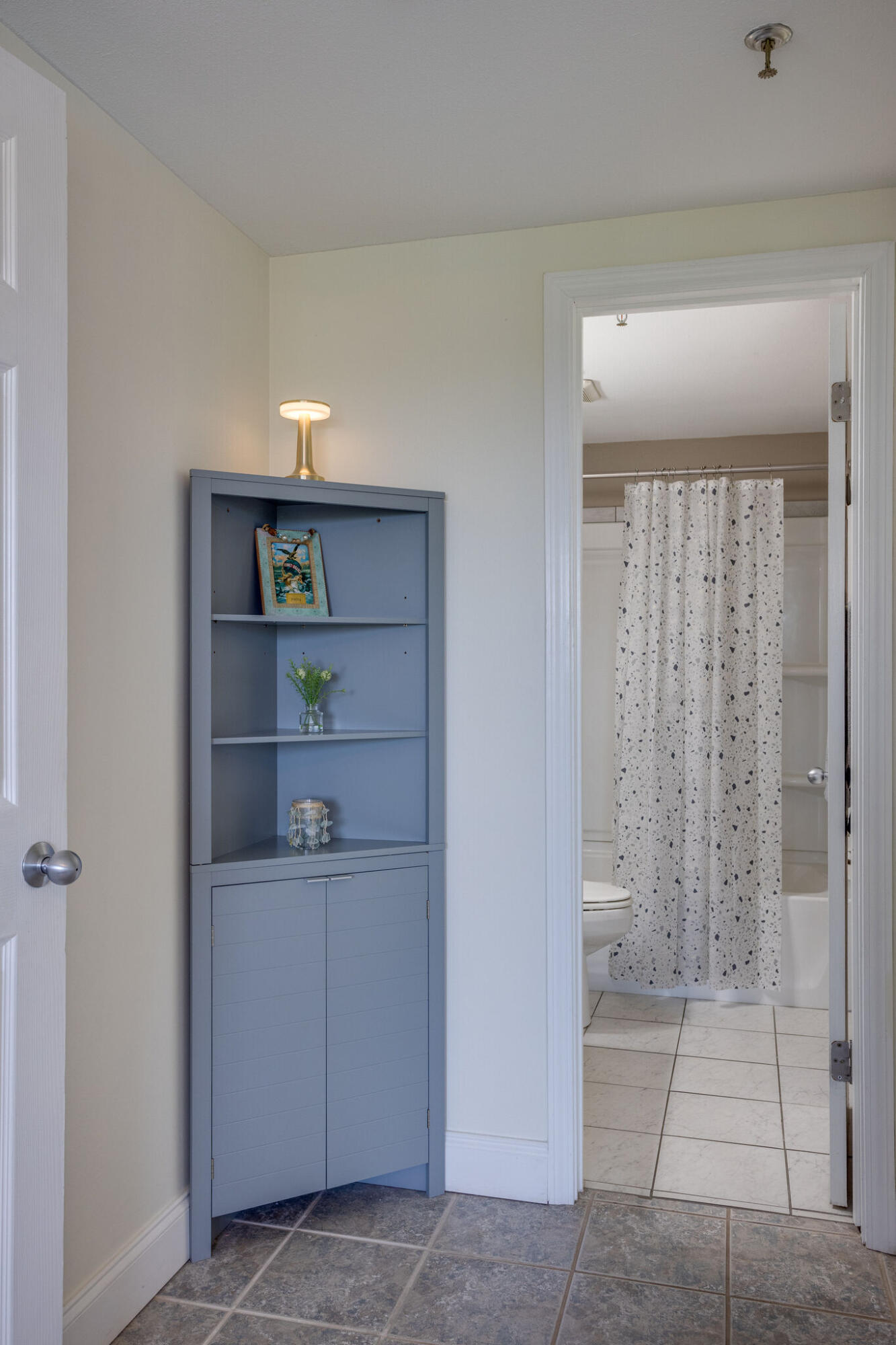 PIRATES BAY PH 1 - Residential