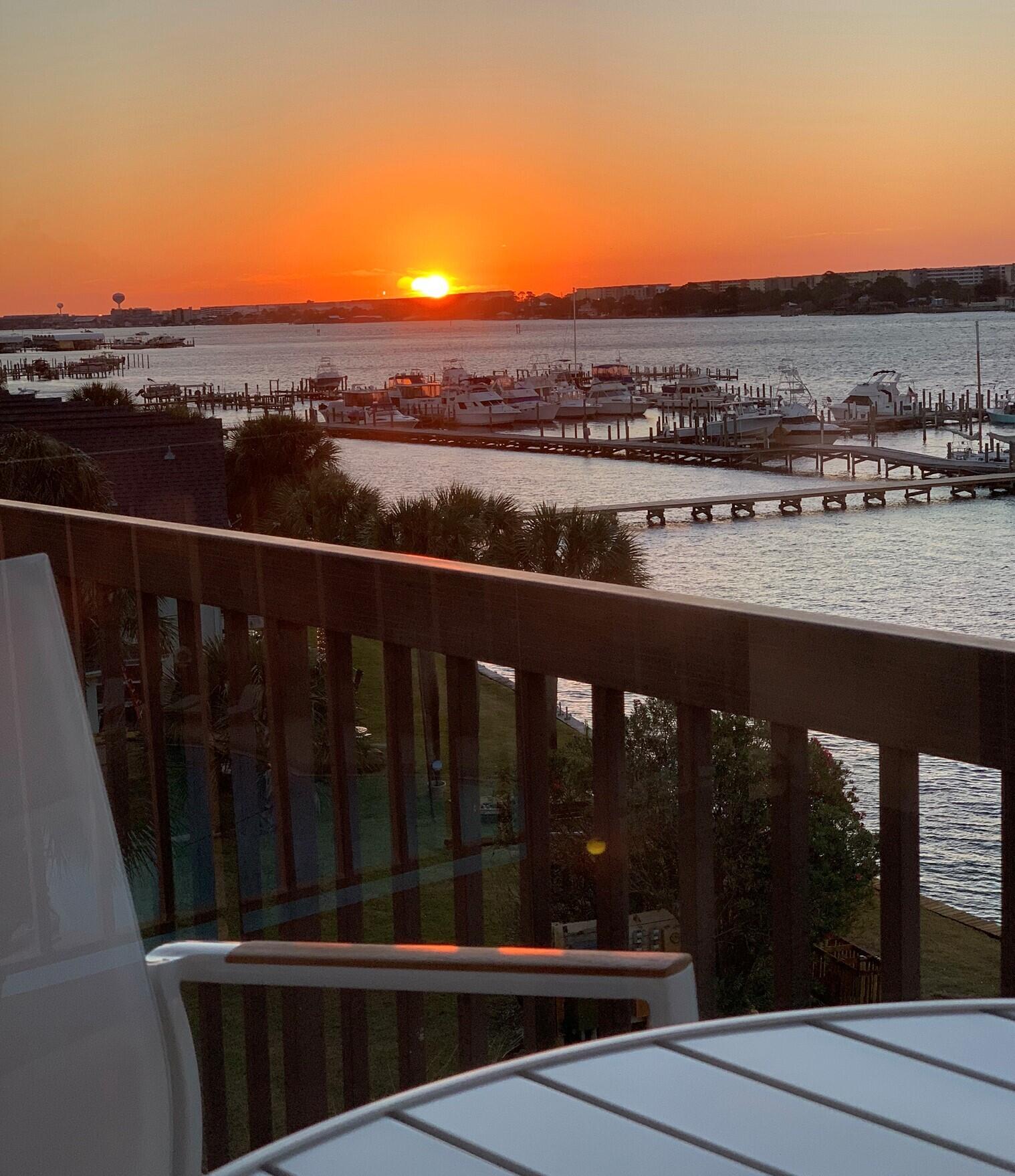 PIRATES BAY PH 1 - Residential