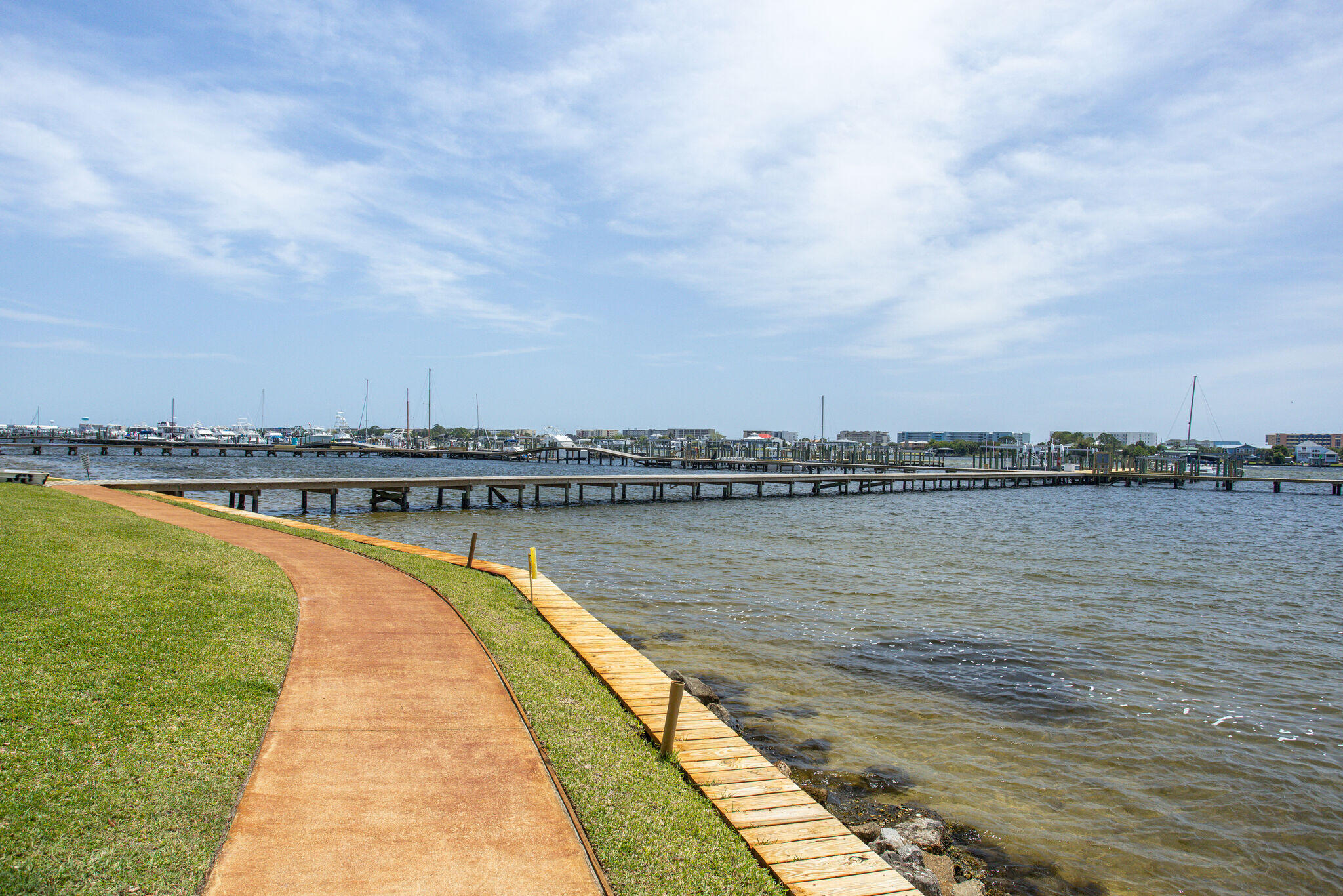 PIRATES BAY PH 1 - Residential