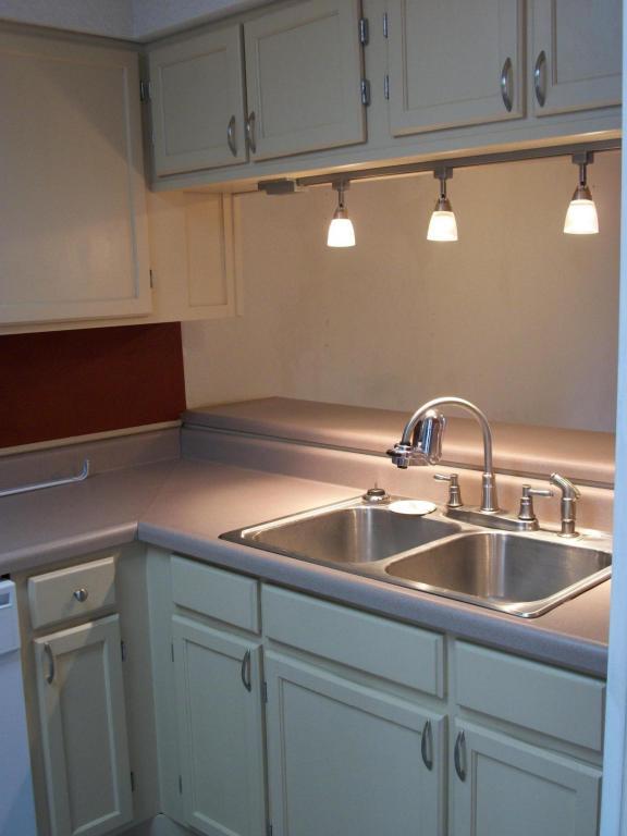 NEW WALTON VILLAGE - Residential Lease