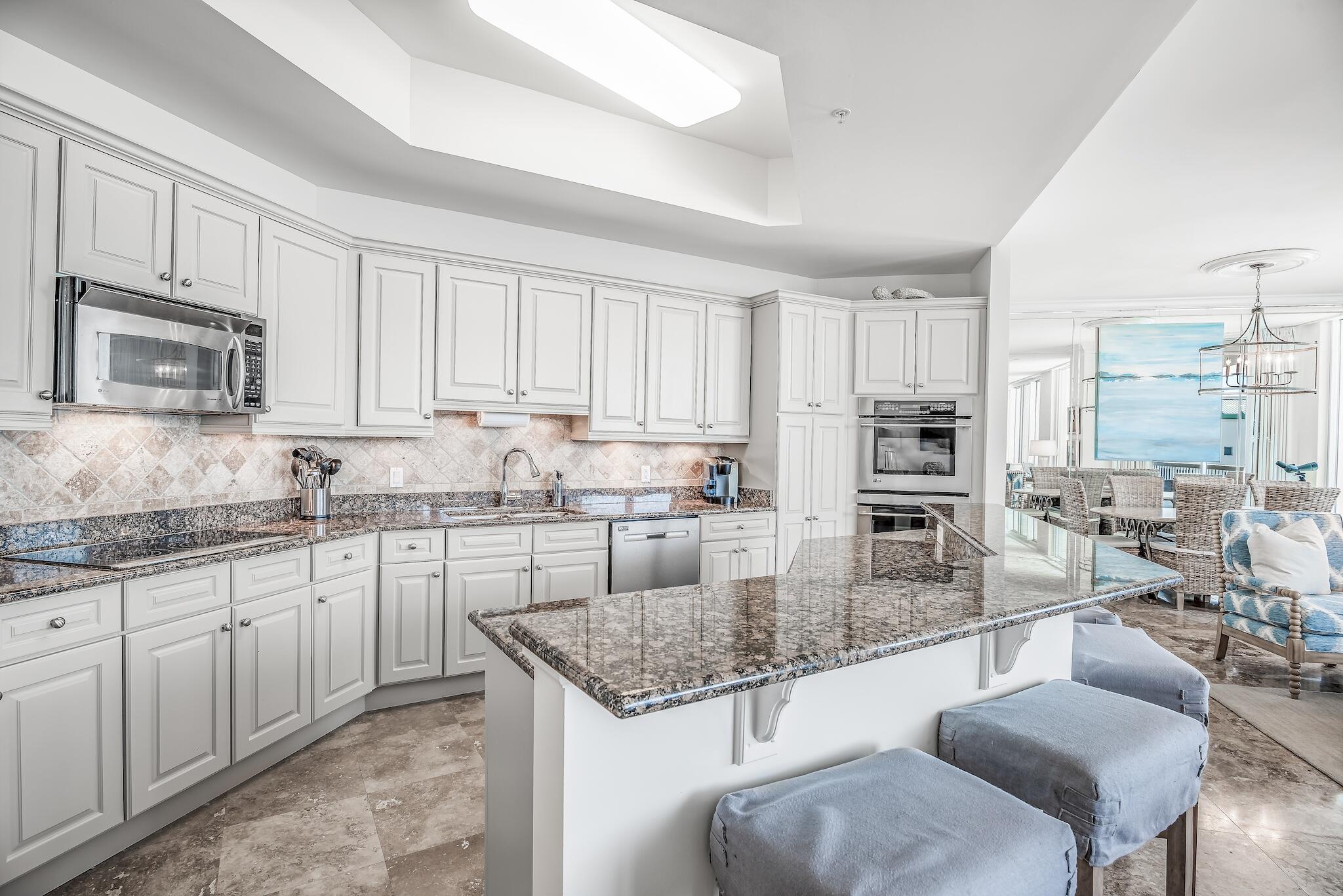 ST. BARTH AT SILVER SHELLS - Residential