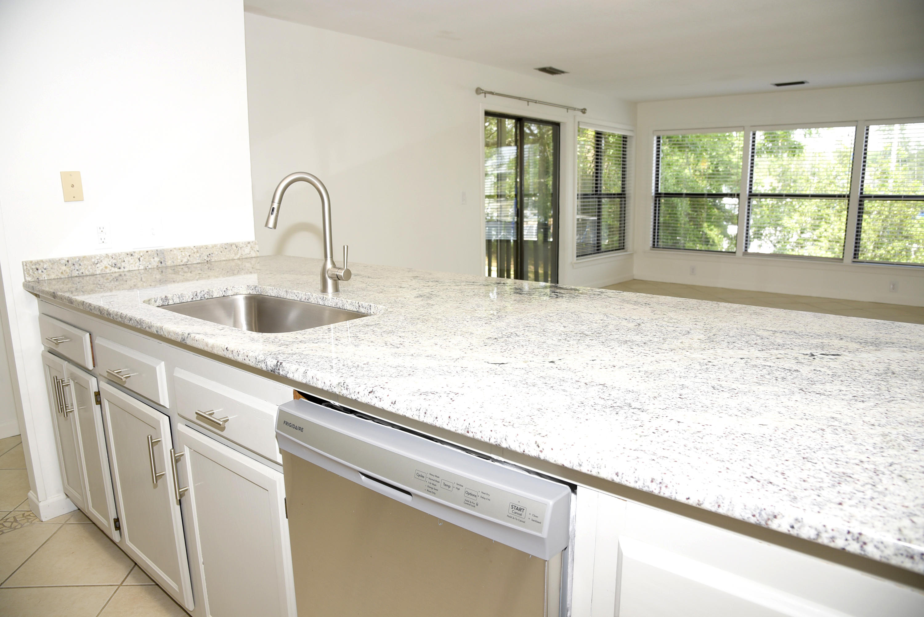 MARINA VILLAS CONDO AT BLUEWAT - Residential Lease