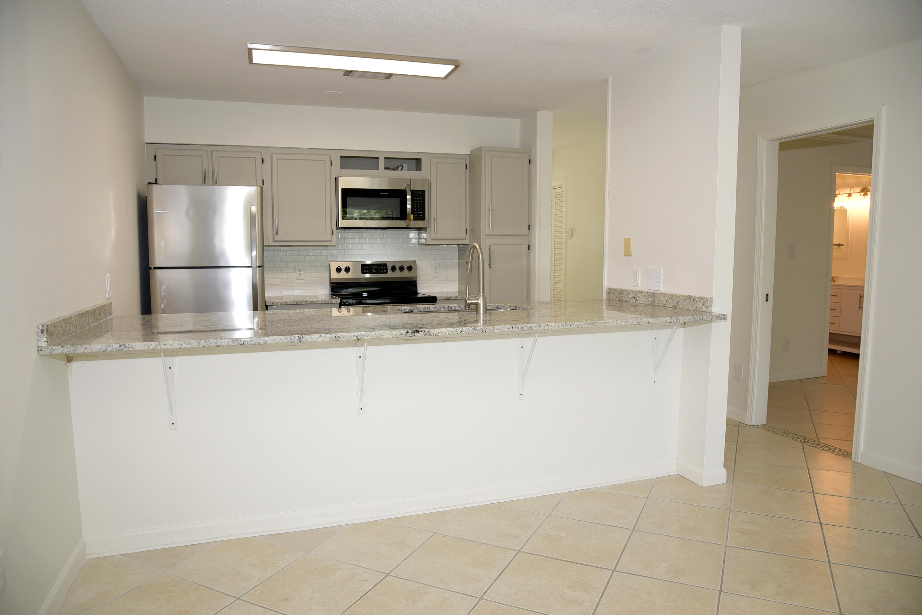 MARINA VILLAS CONDO AT BLUEWAT - Residential Lease