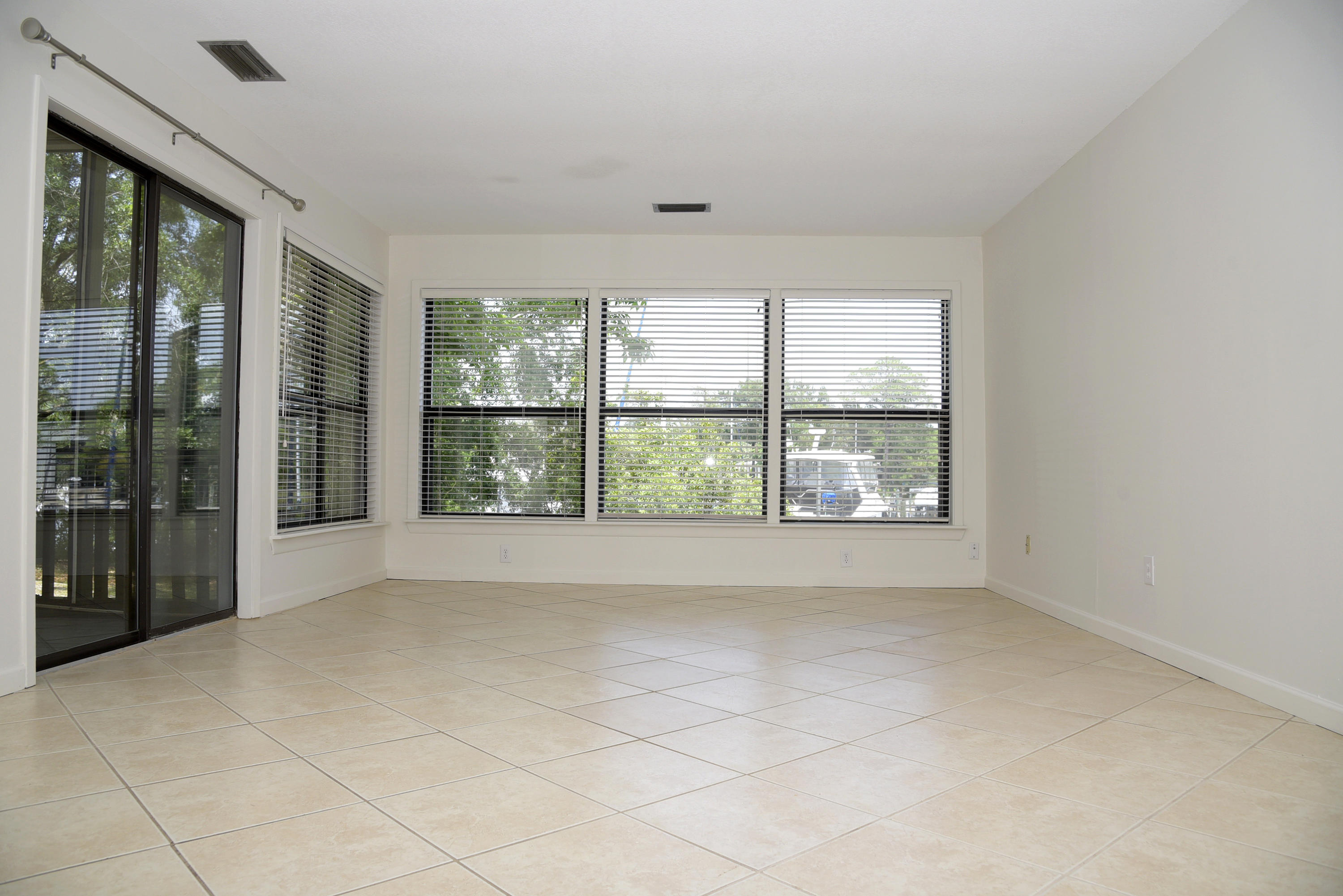 MARINA VILLAS CONDO AT BLUEWAT - Residential Lease