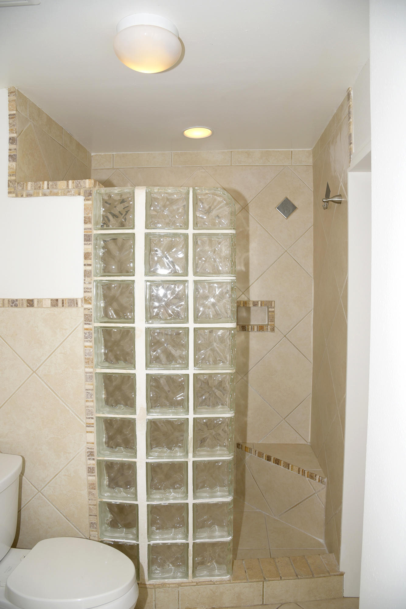 MARINA VILLAS CONDO AT BLUEWAT - Residential Lease