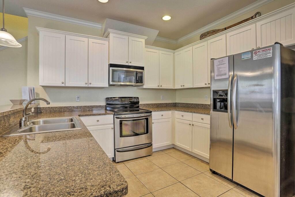 VILLAGES OF CRYSTAL BEACH - Residential