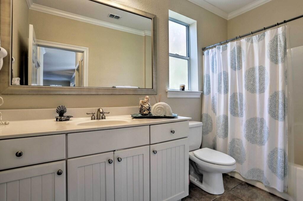 VILLAGES OF CRYSTAL BEACH - Residential