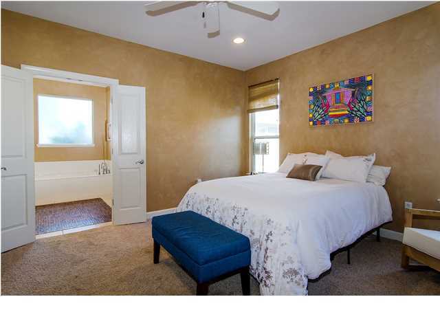 CRYSTAL LAKE - Residential