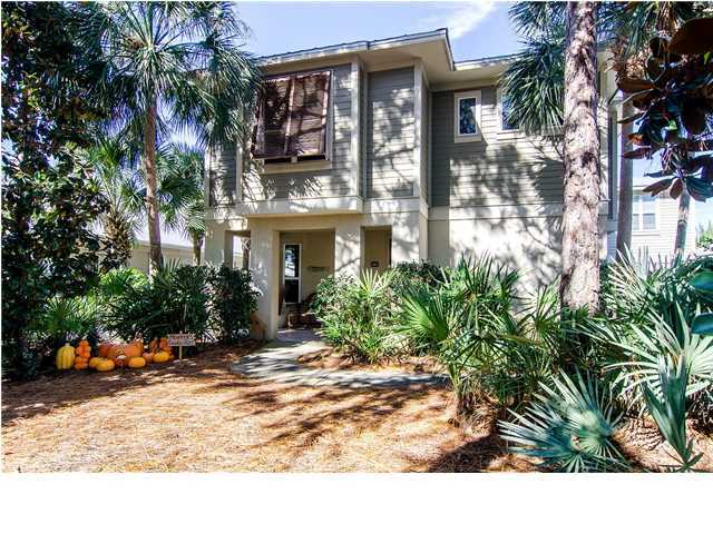 CRYSTAL LAKE - Residential