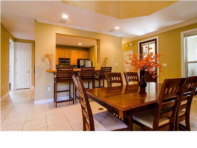 CRYSTAL LAKE - Residential