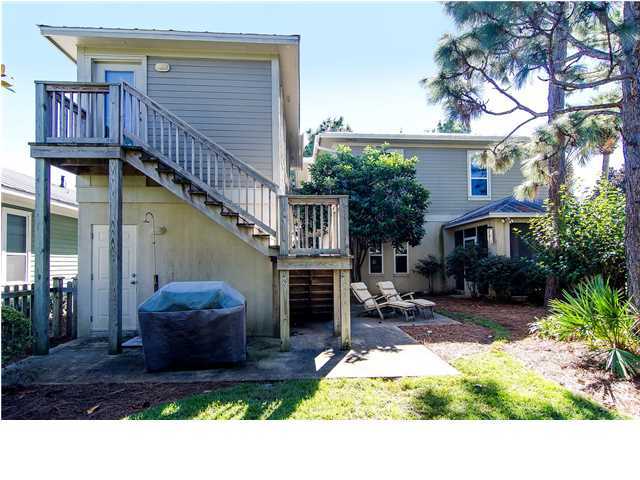 CRYSTAL LAKE - Residential