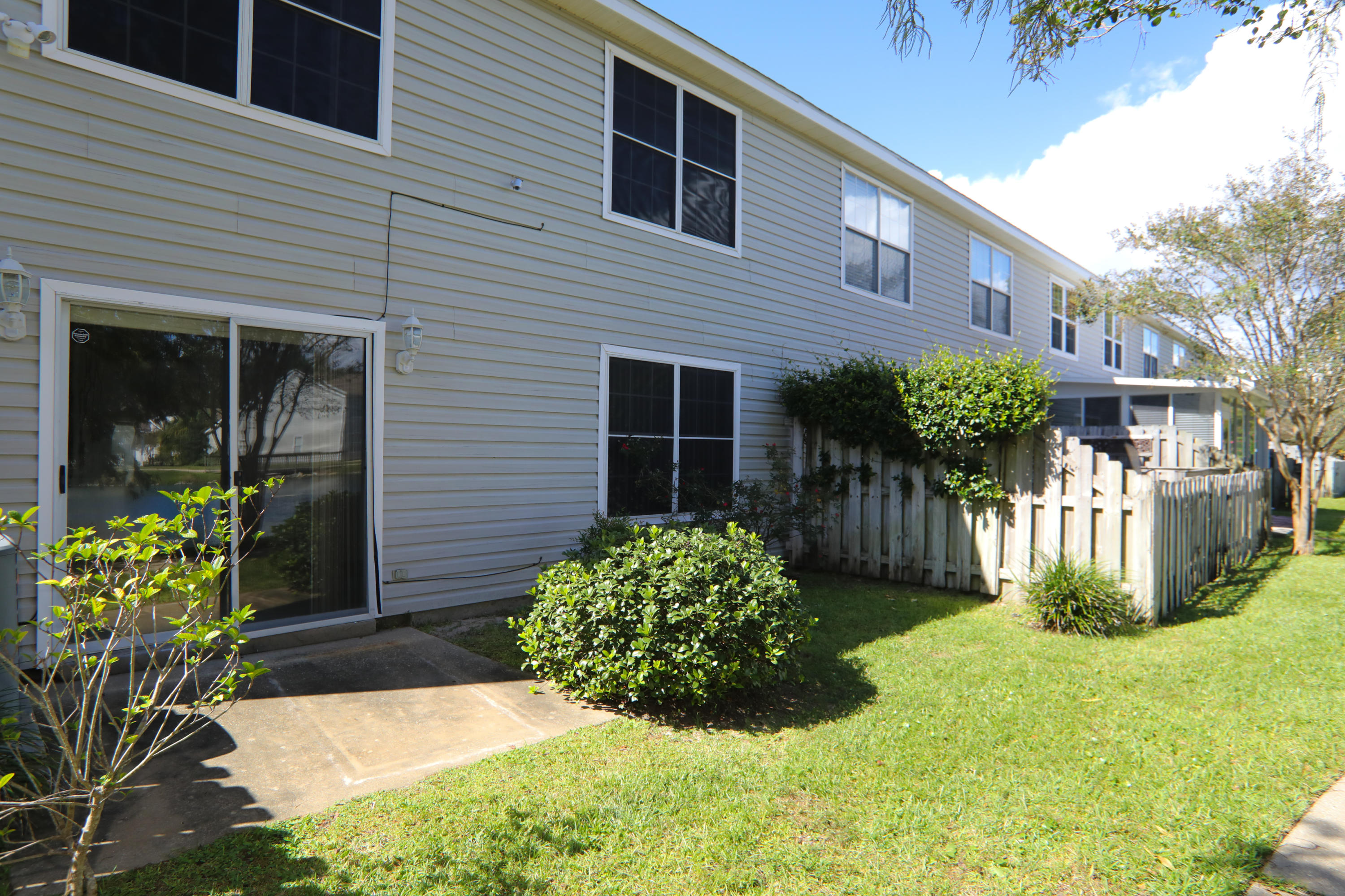 TIGER LAKE - Residential