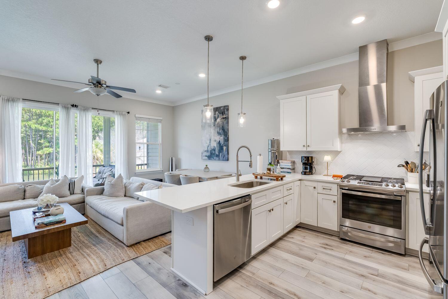 Kara Lake Townhomes - Residential Lease