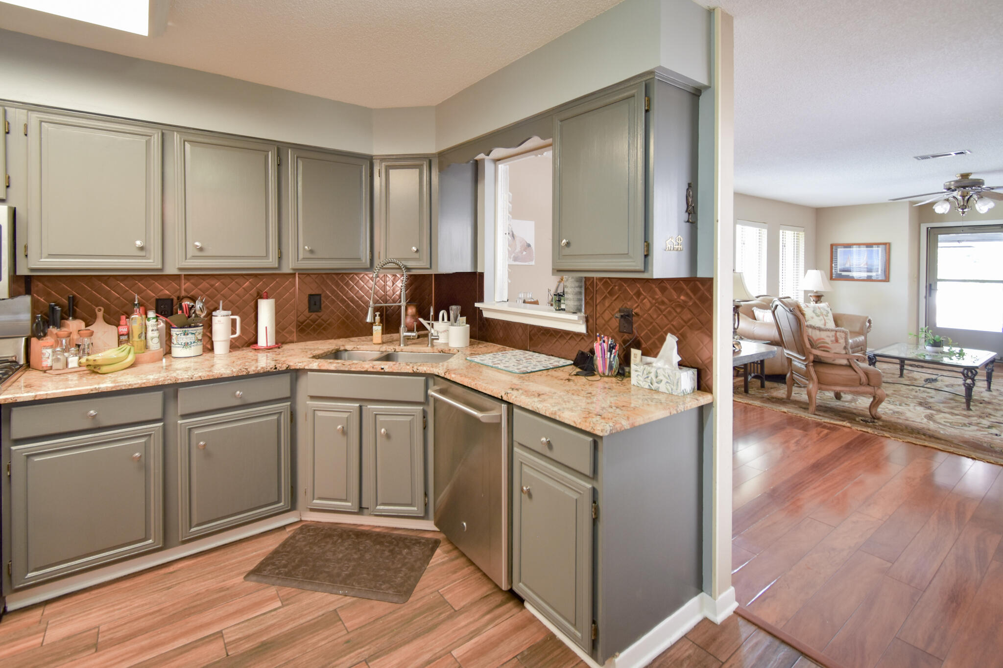 BLUEWATER BAY VILLAGE 1B - Residential