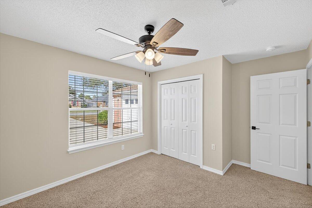 LIGHTHOUSE POINTE - Residential