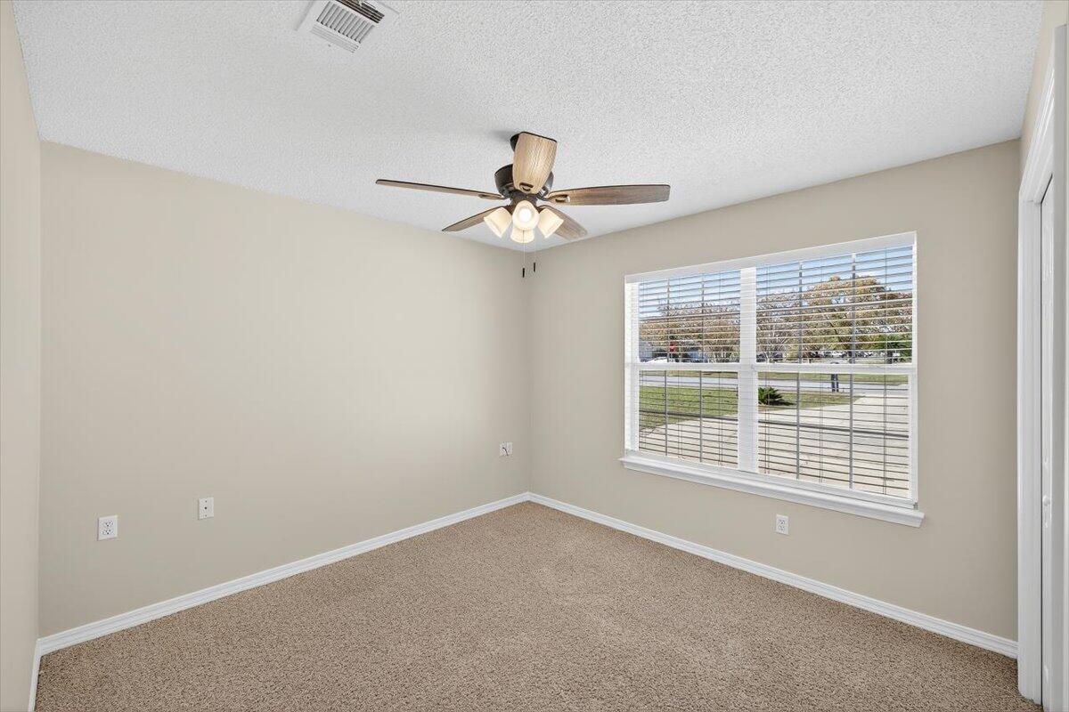 LIGHTHOUSE POINTE - Residential