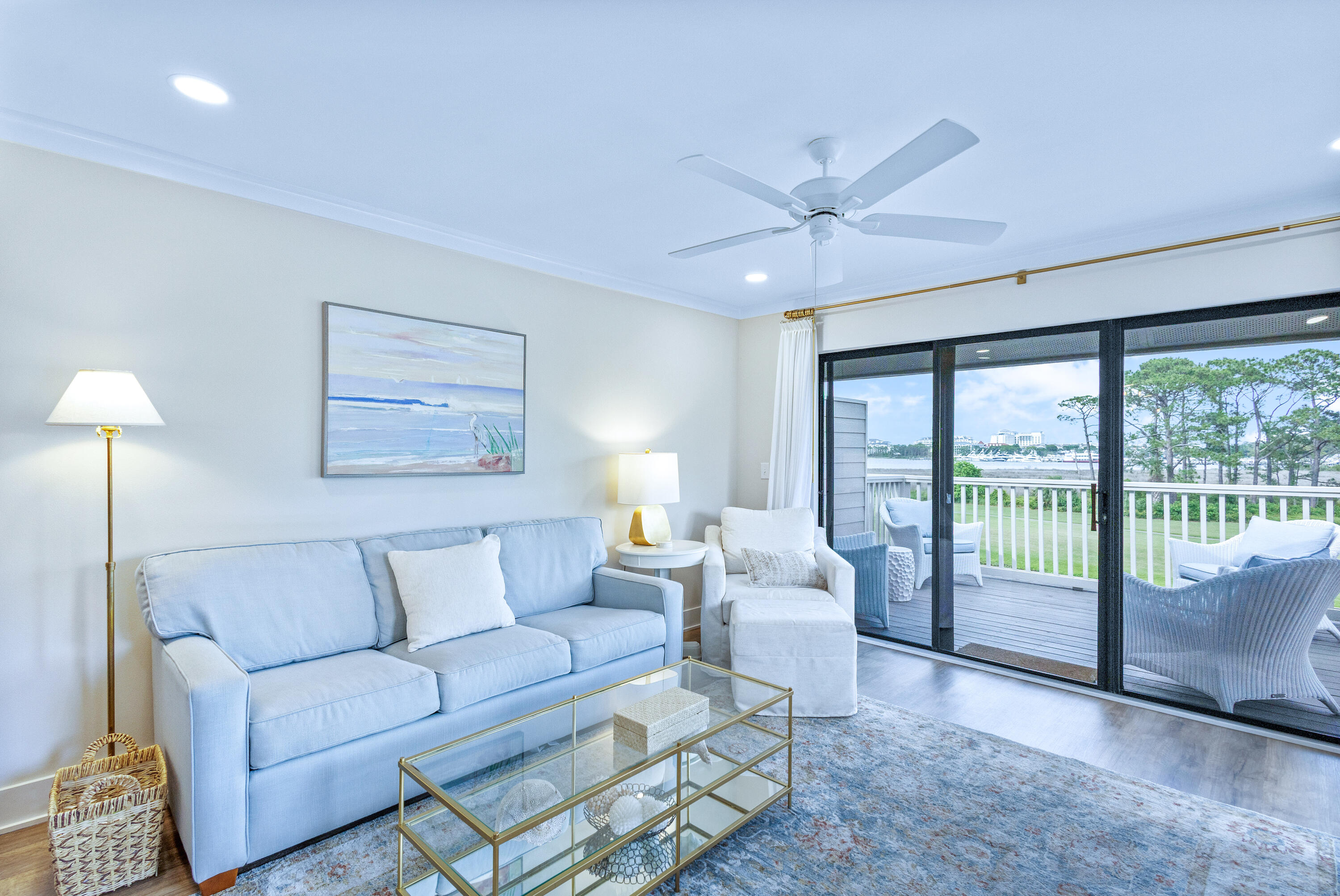 HARBOUR POINT CONDO - Residential