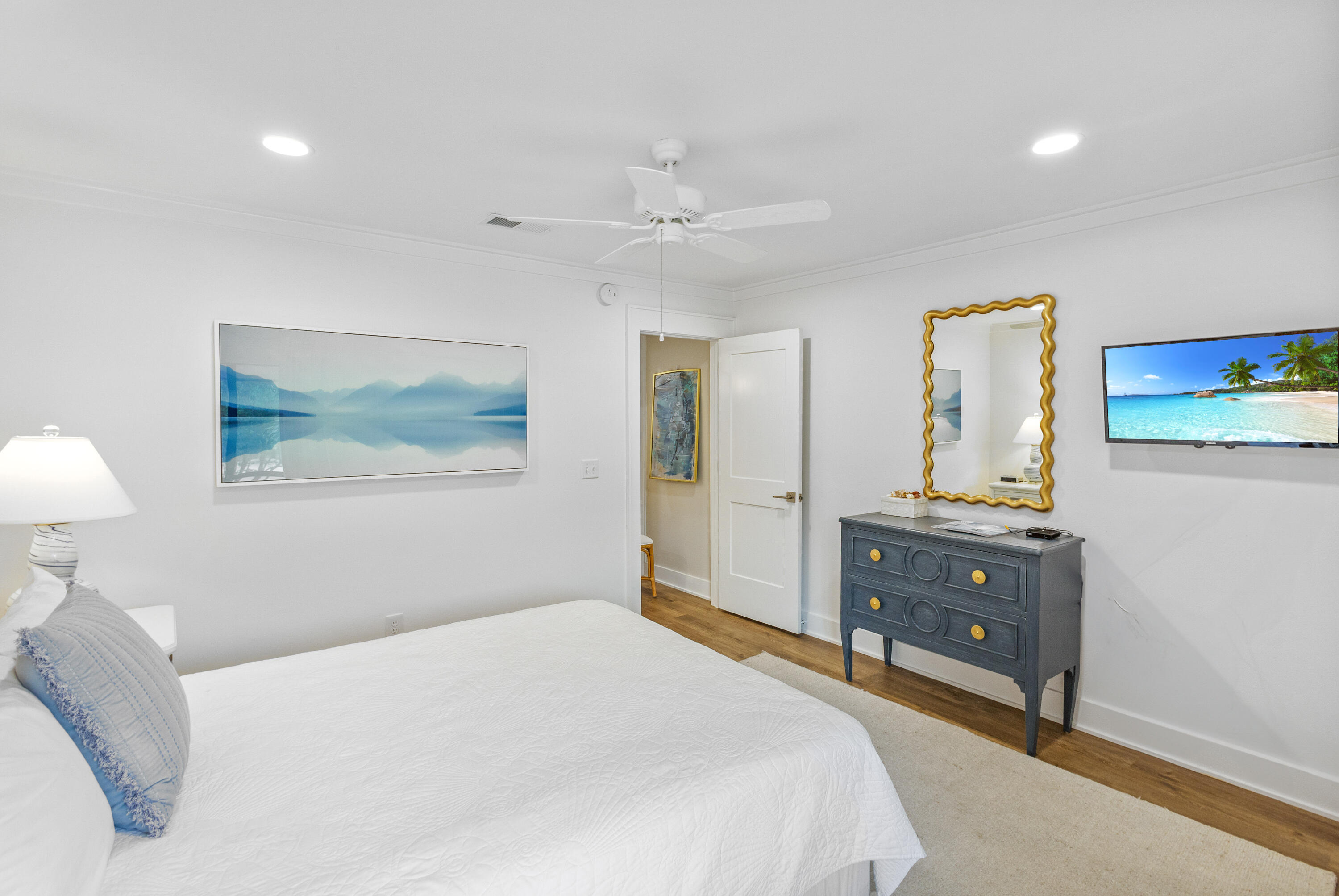 HARBOUR POINT CONDO - Residential