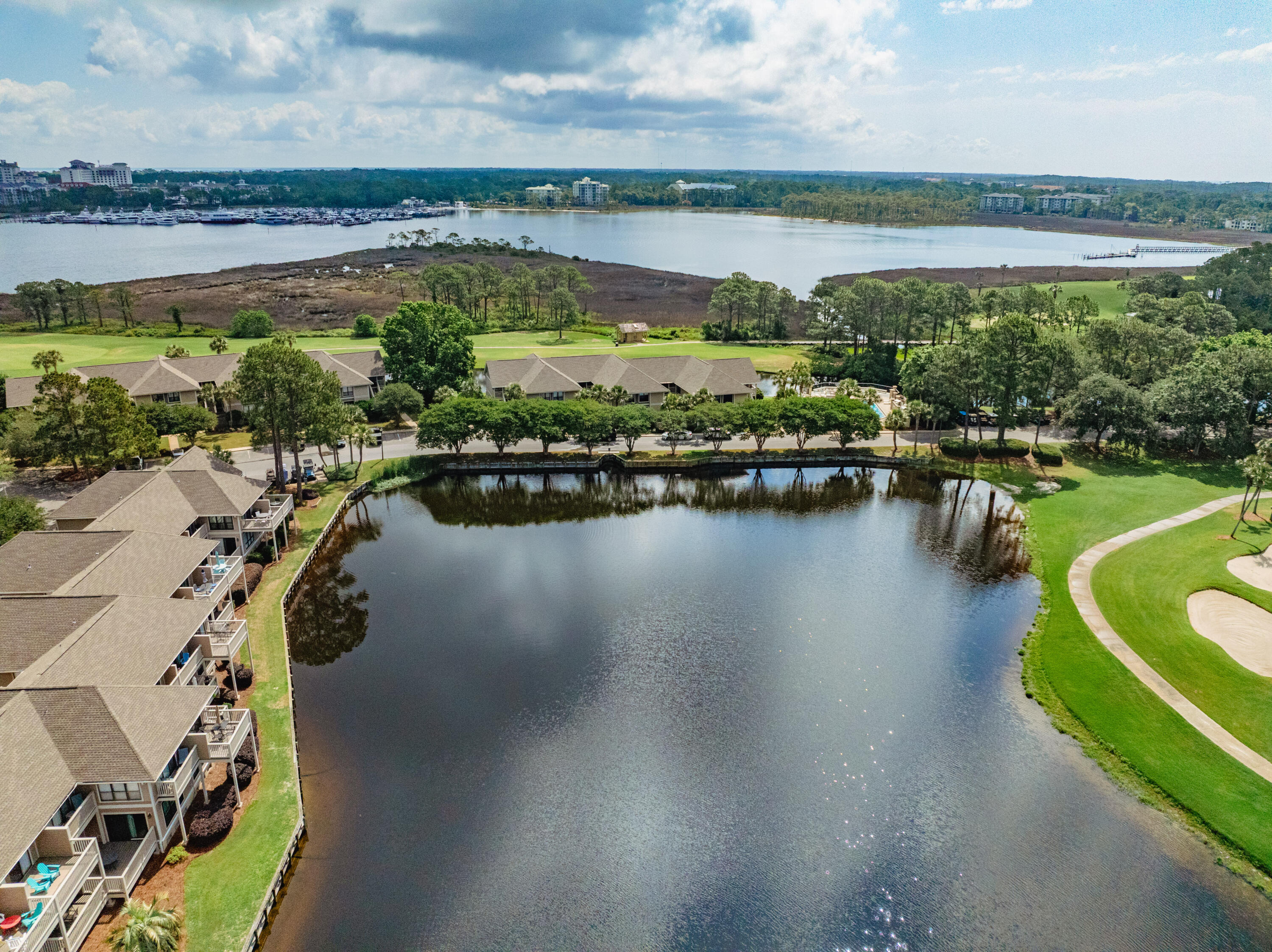 HARBOUR POINT CONDO - Residential