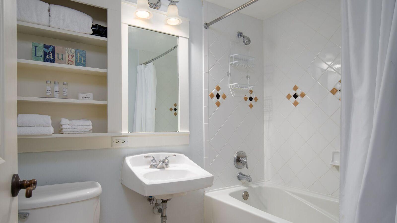 PILOT HOUSE - Residential