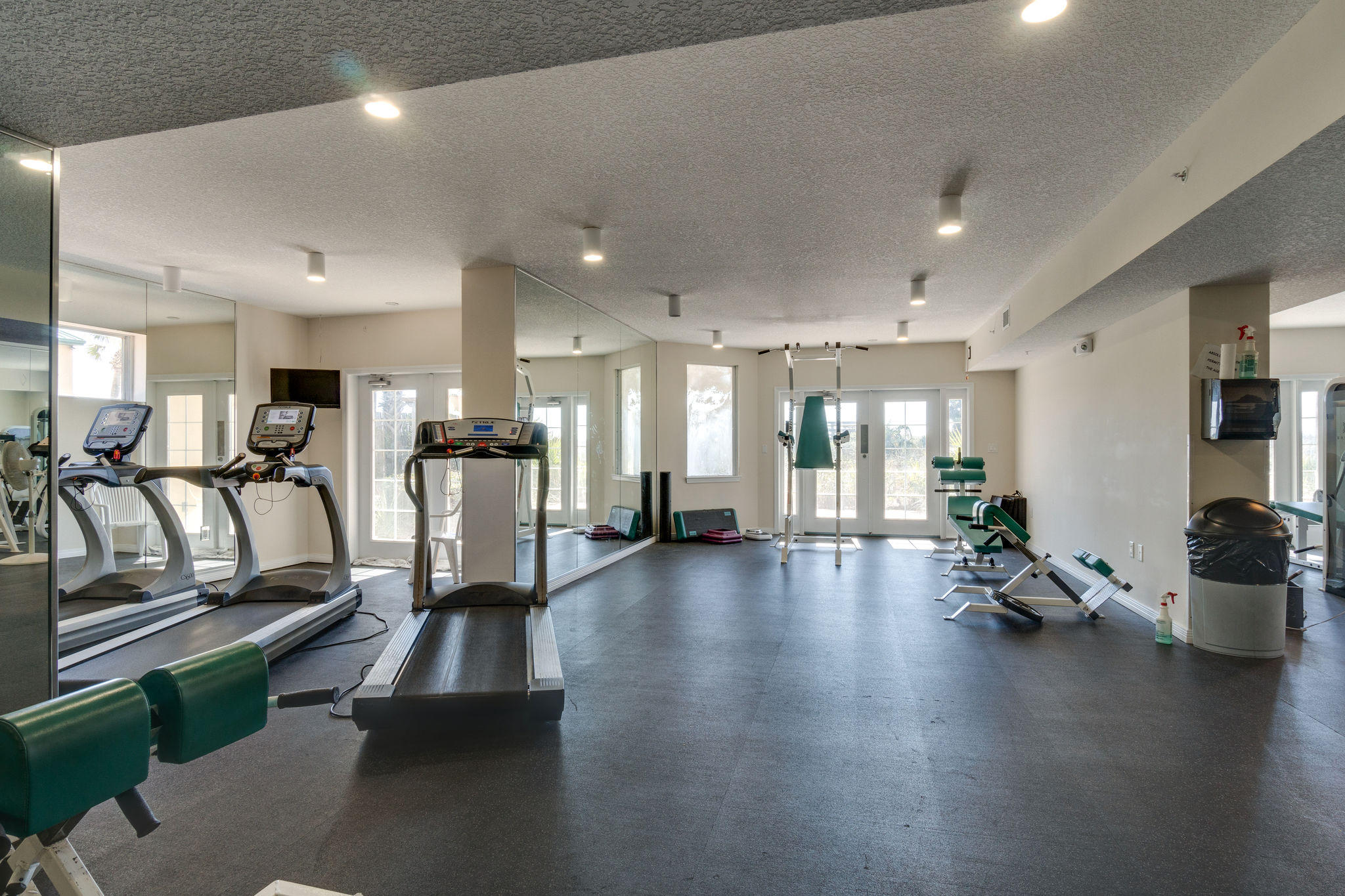 DESTIN WEST GULFSIDE VILLAS - Residential