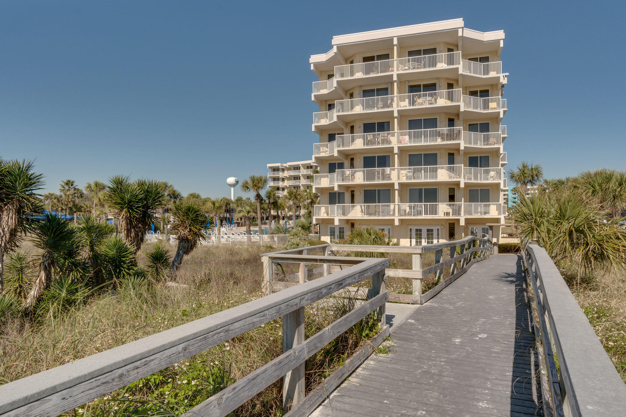 DESTIN WEST GULFSIDE VILLAS - Residential