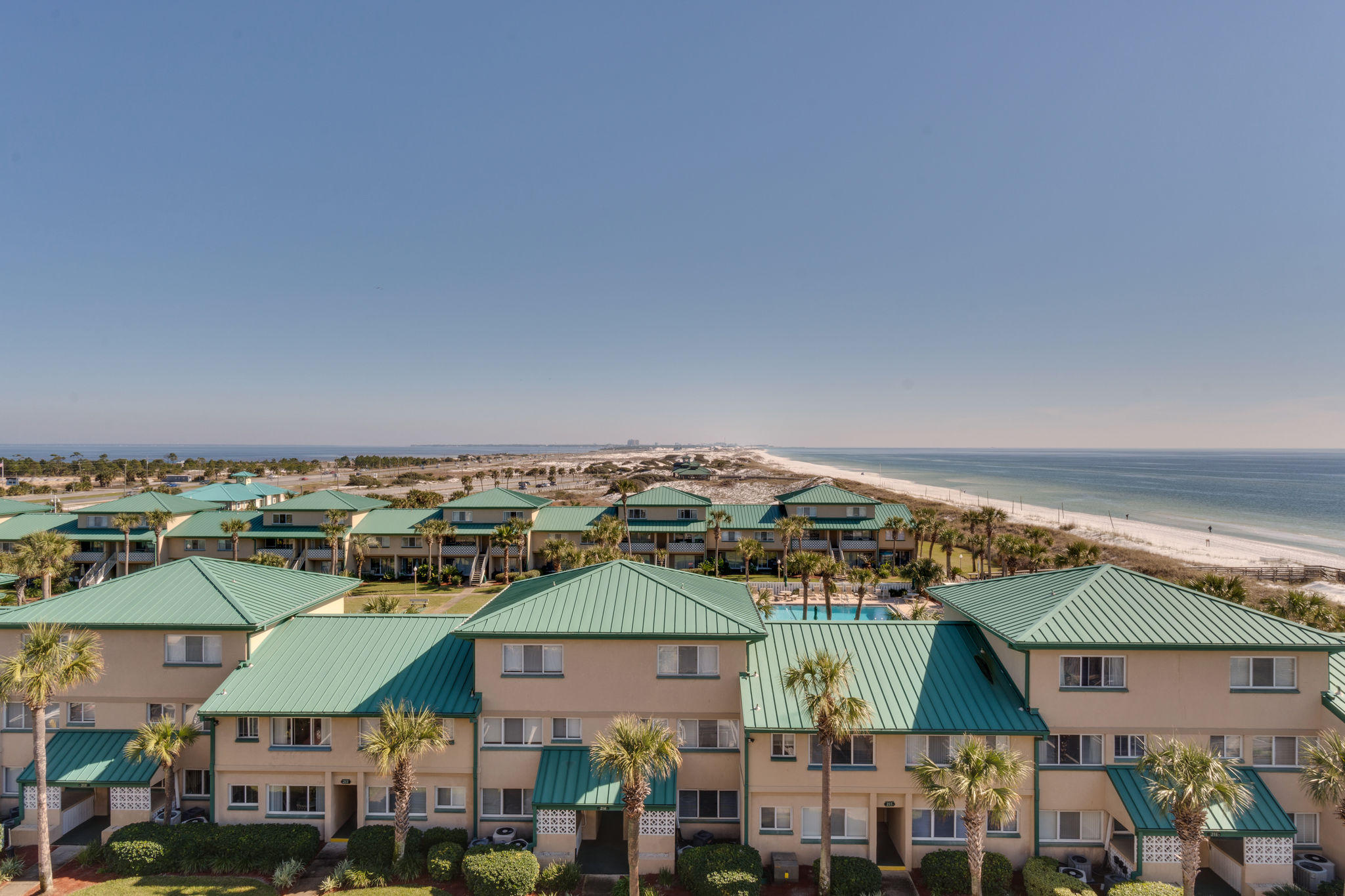 DESTIN WEST GULFSIDE VILLAS - Residential