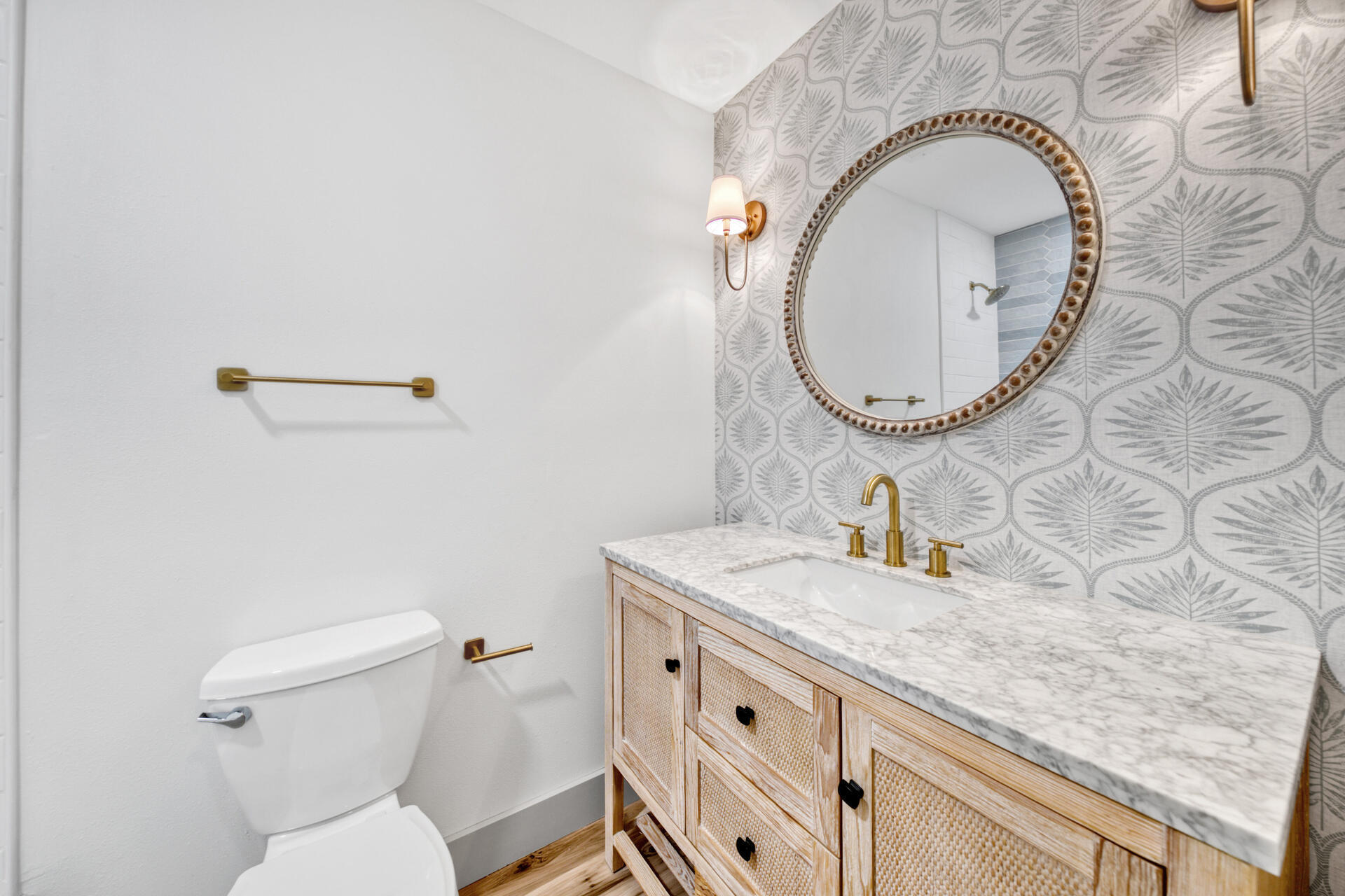 CAROL ANNE MANOR - Residential