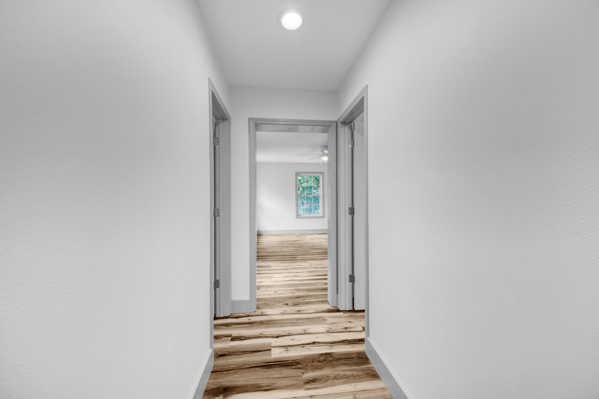 CAROL ANNE MANOR - Residential