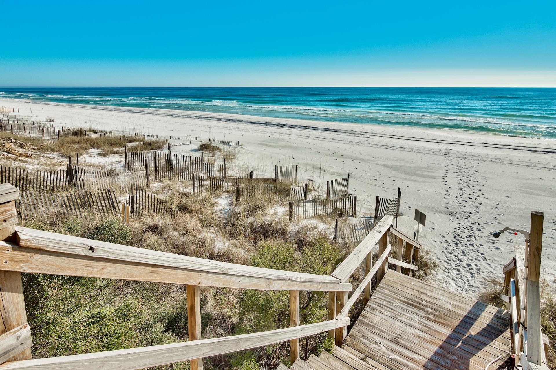 WHISPERING SANDS CONDO - Residential