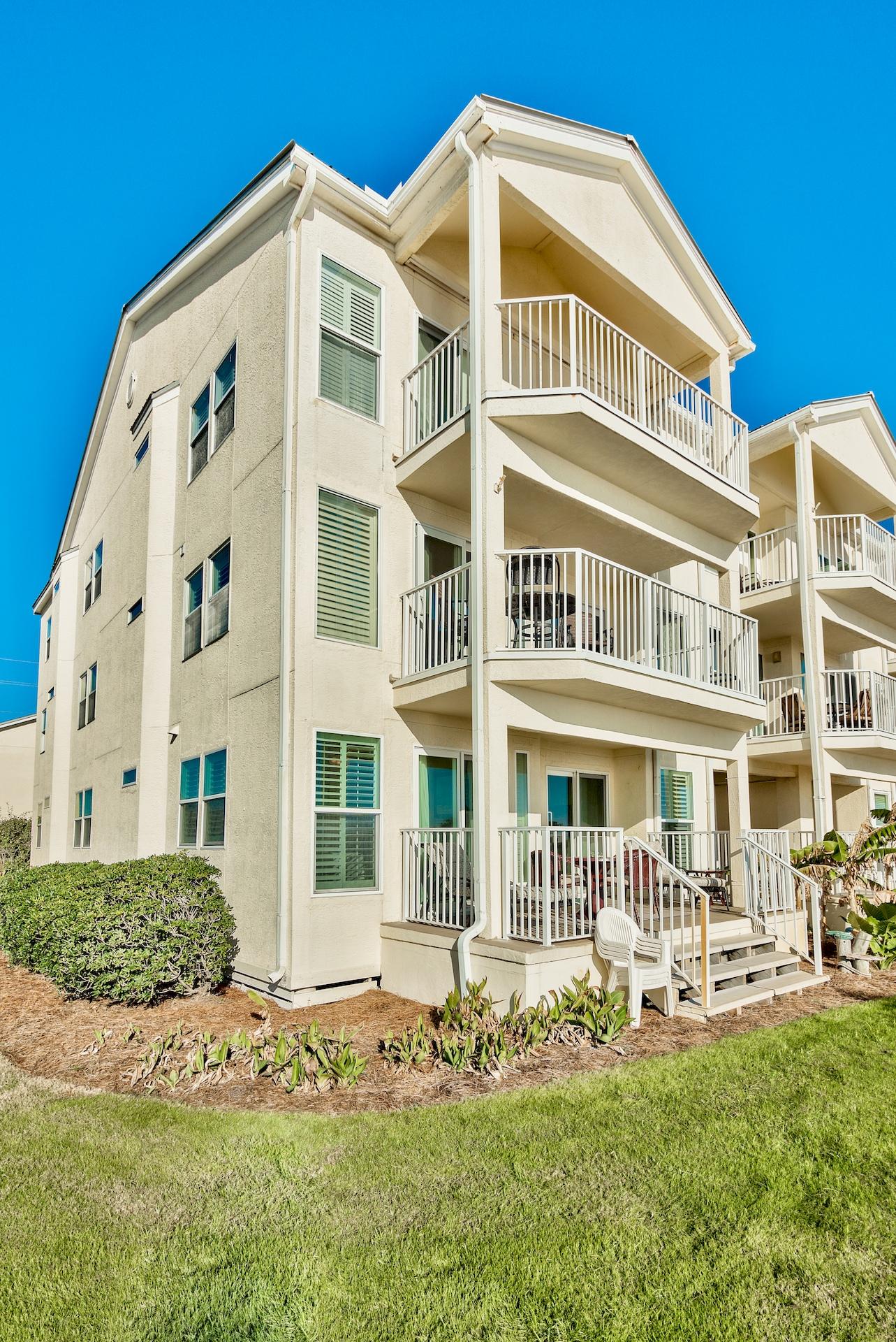 WHISPERING SANDS CONDO - Residential