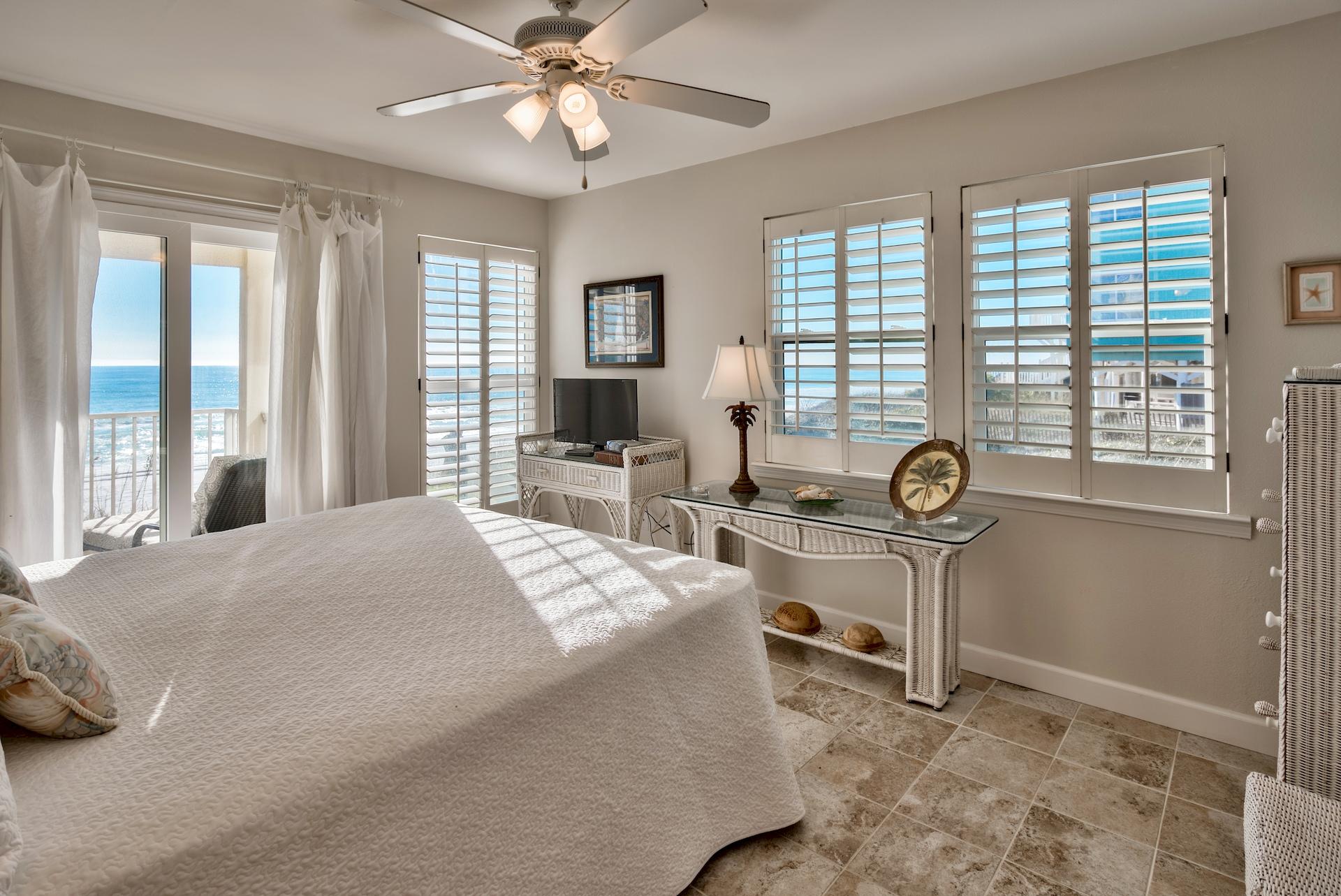 WHISPERING SANDS CONDO - Residential