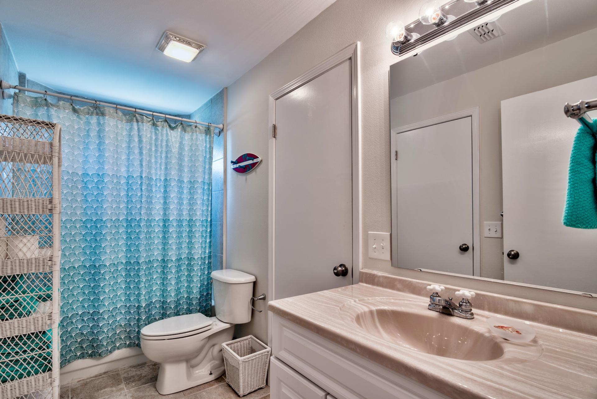 WHISPERING SANDS CONDO - Residential