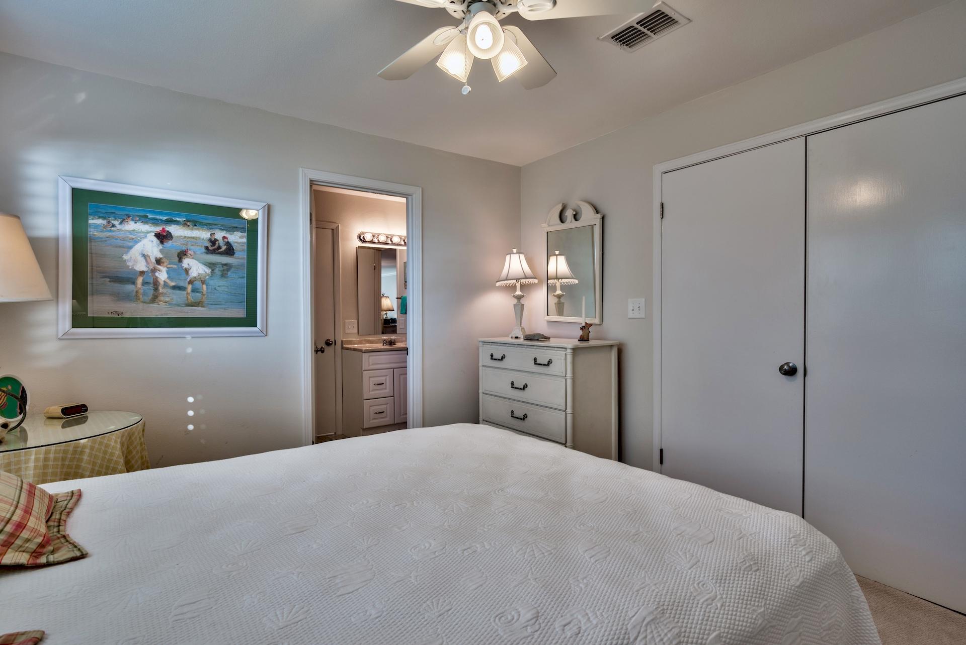 WHISPERING SANDS CONDO - Residential