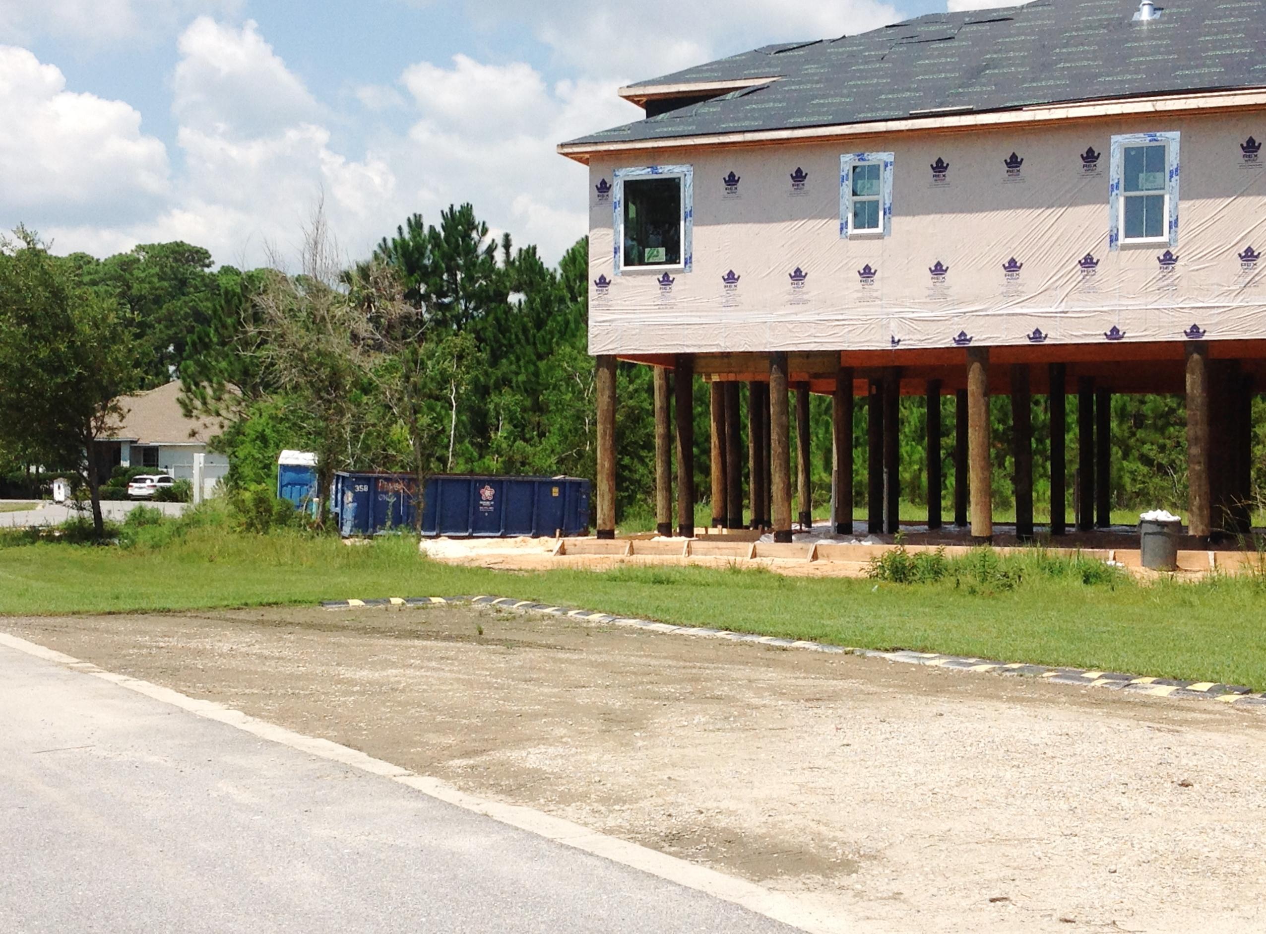 BISCAYNE POINTE - Land