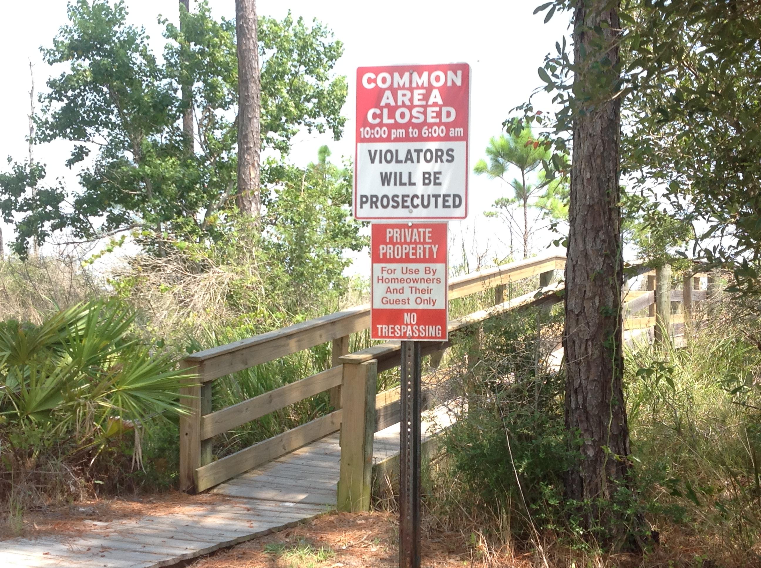 BISCAYNE POINTE - Land