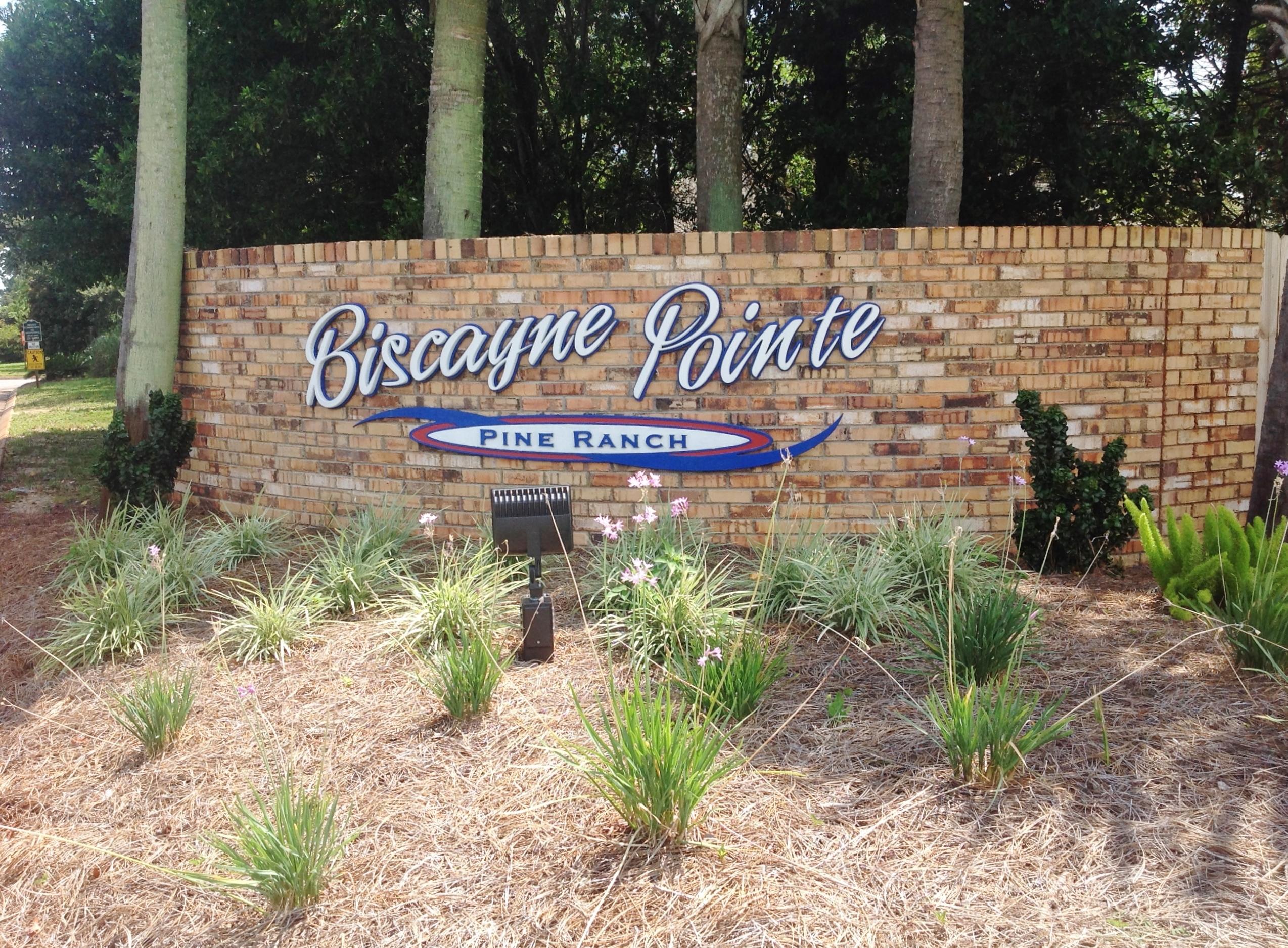 BISCAYNE POINTE - Land