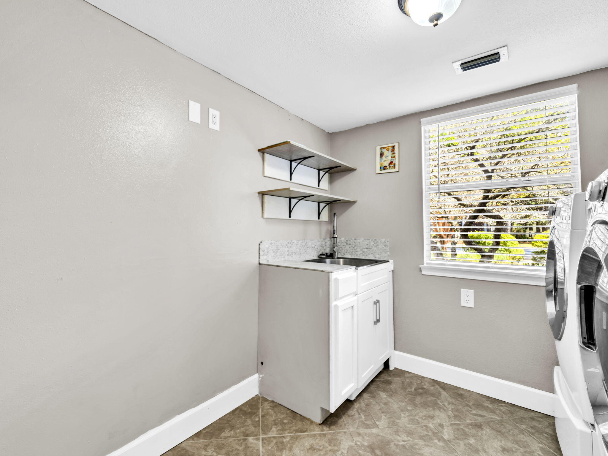 SOUTHWIND - Residential