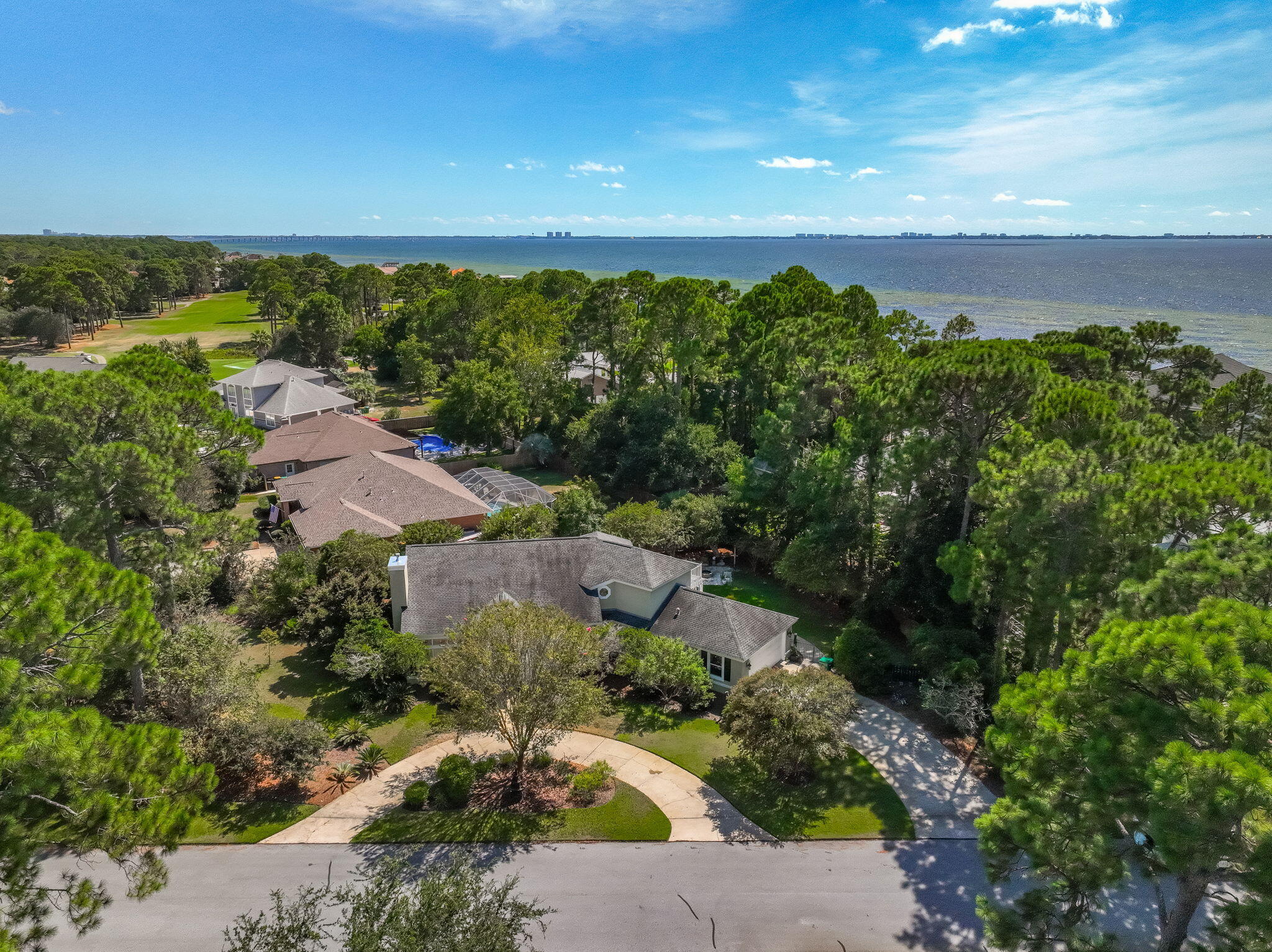 SOUTHWIND - Residential