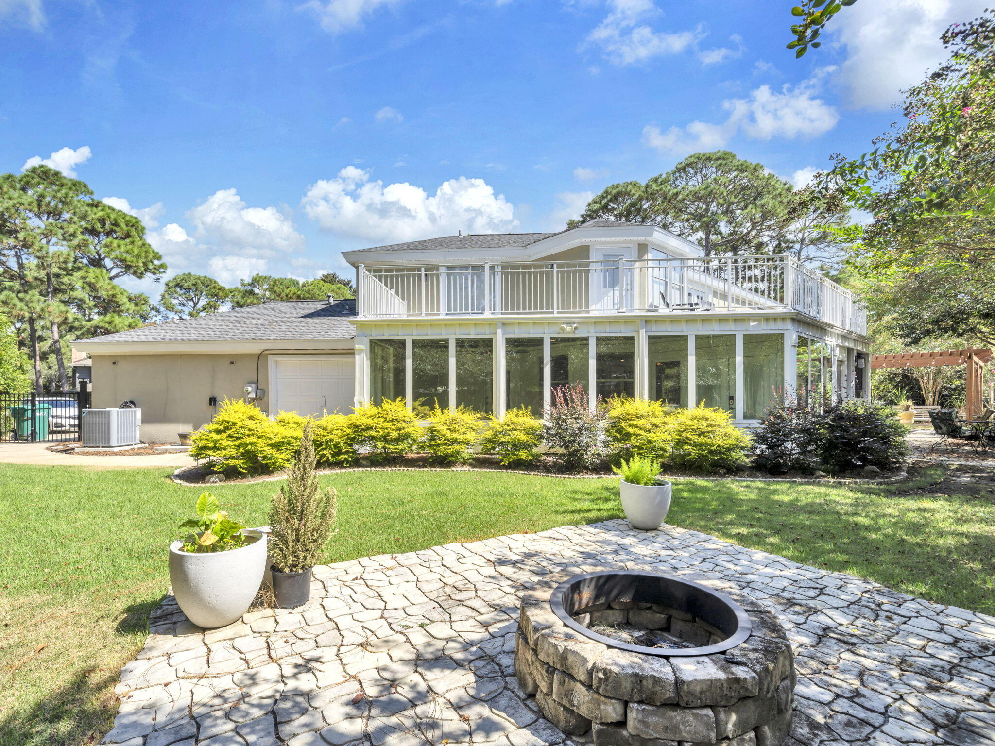 SOUTHWIND - Residential