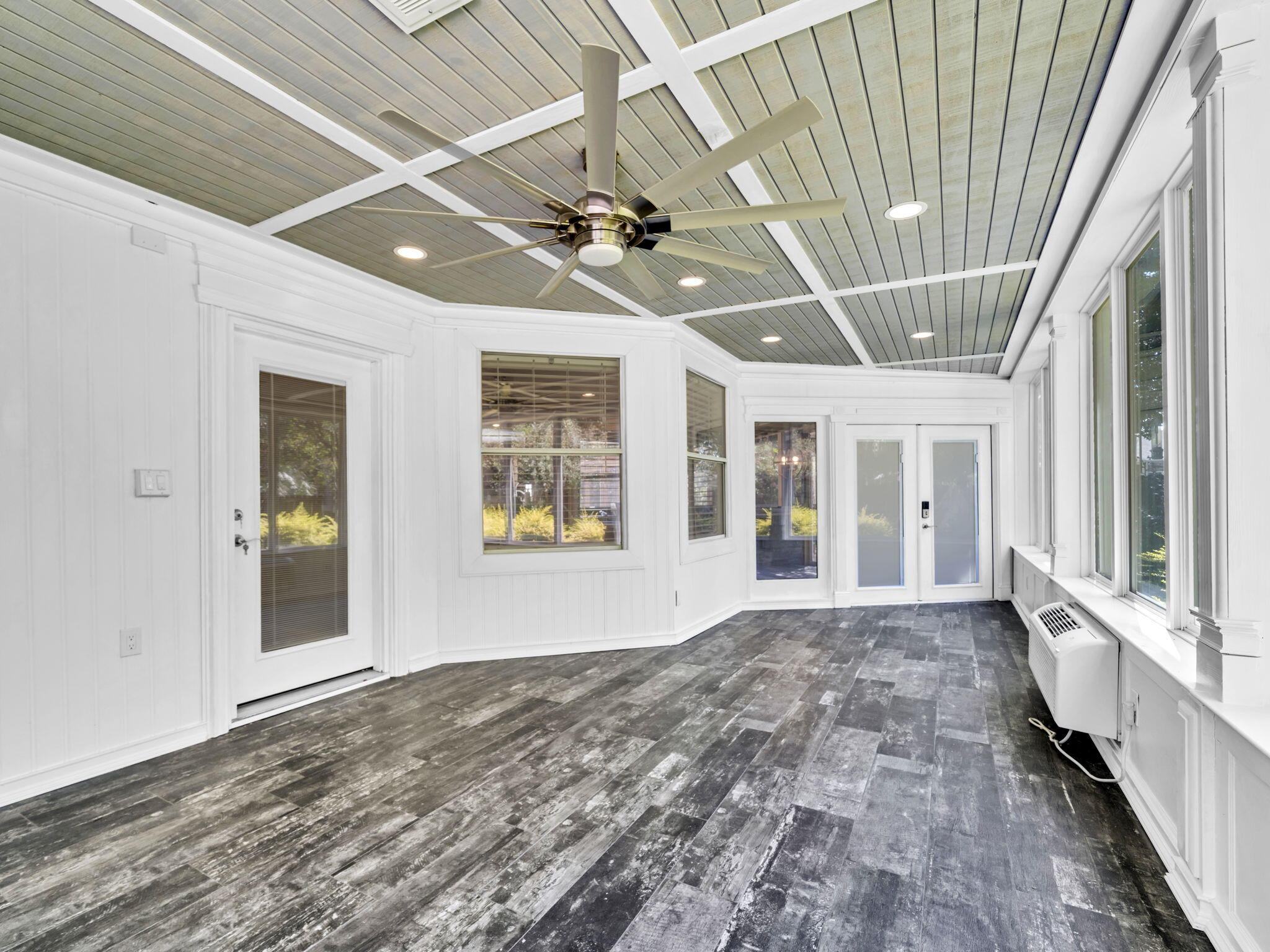 SOUTHWIND - Residential