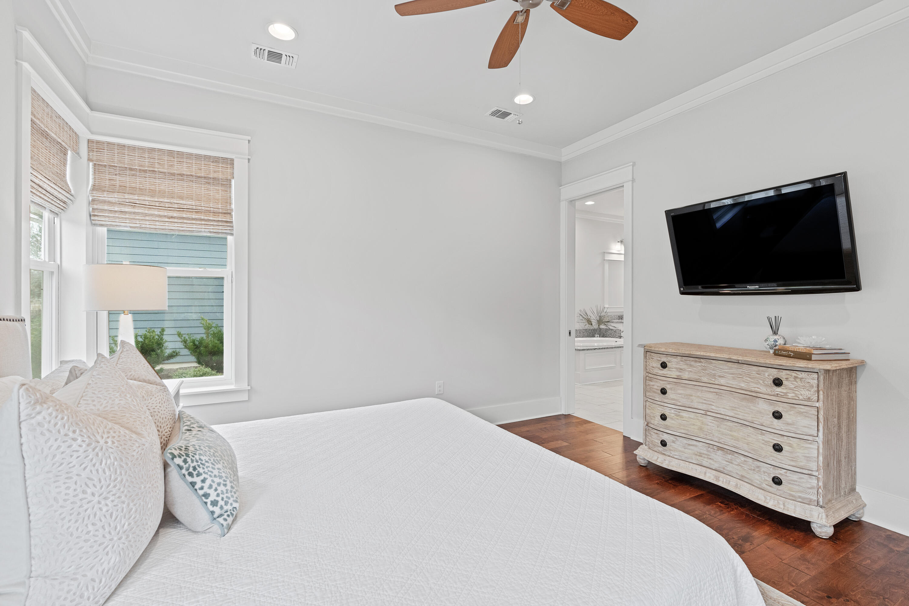 Paradise Cove - Residential