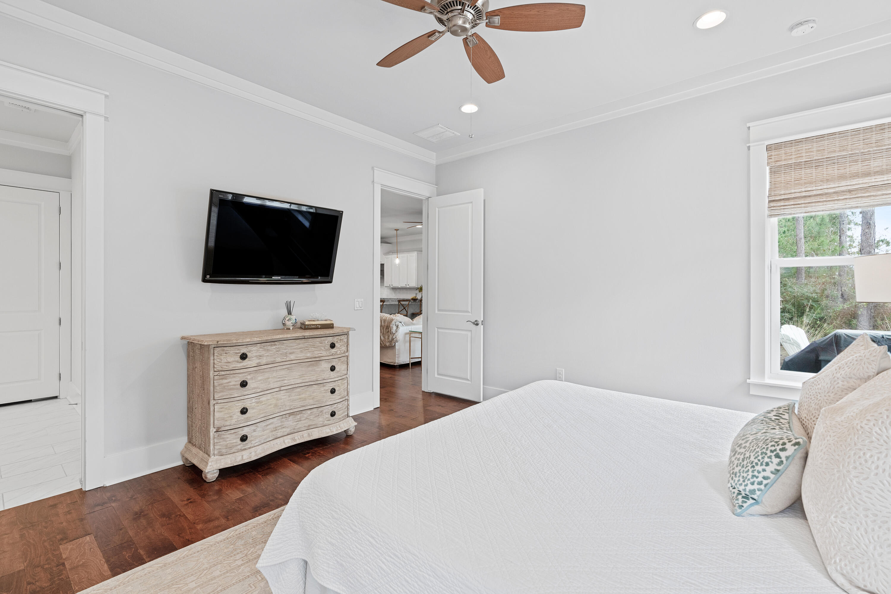 Paradise Cove - Residential