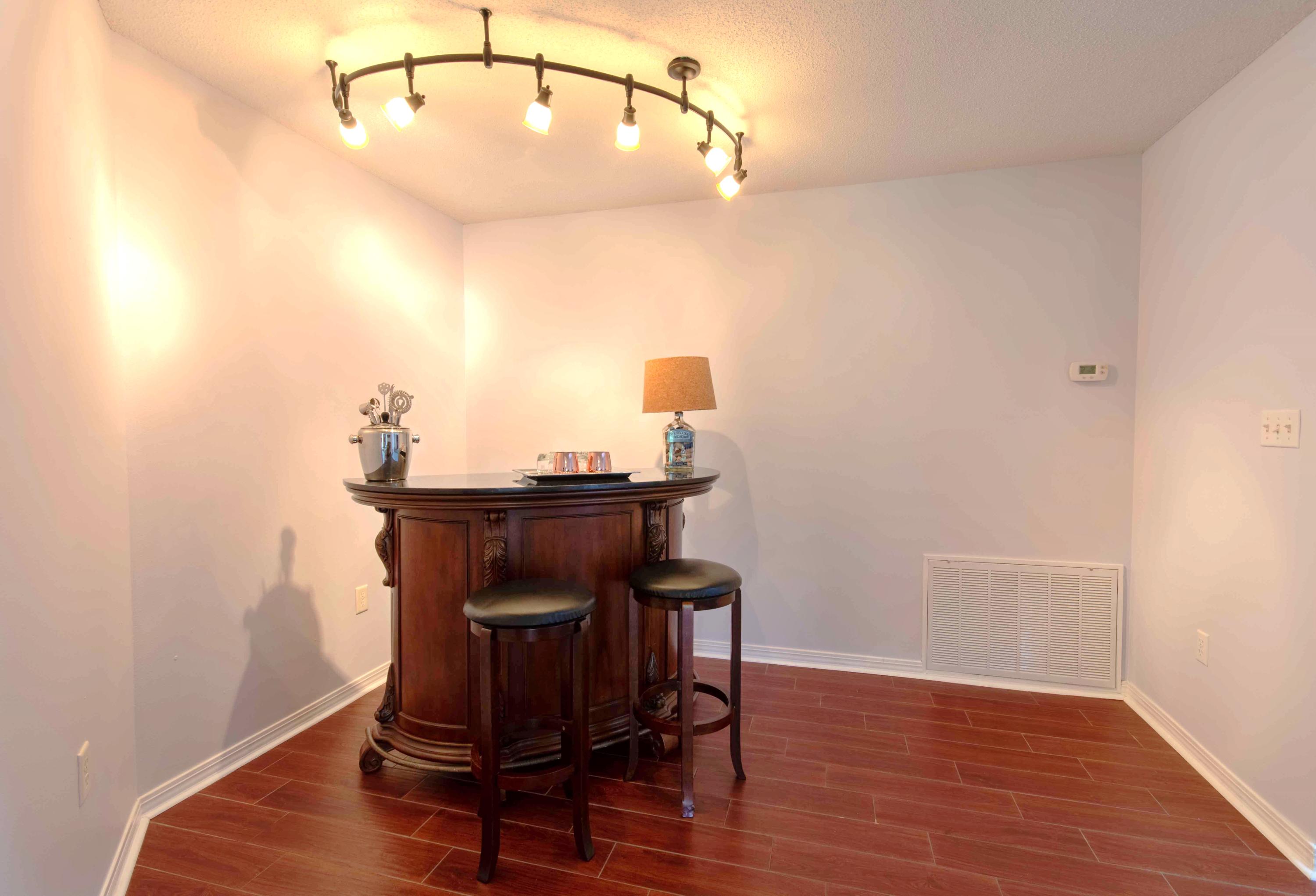 MALIBU GARDENS - Residential