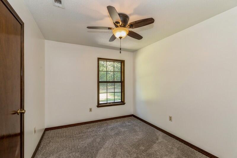SHOAL CREEK MANOR WEST - Residential