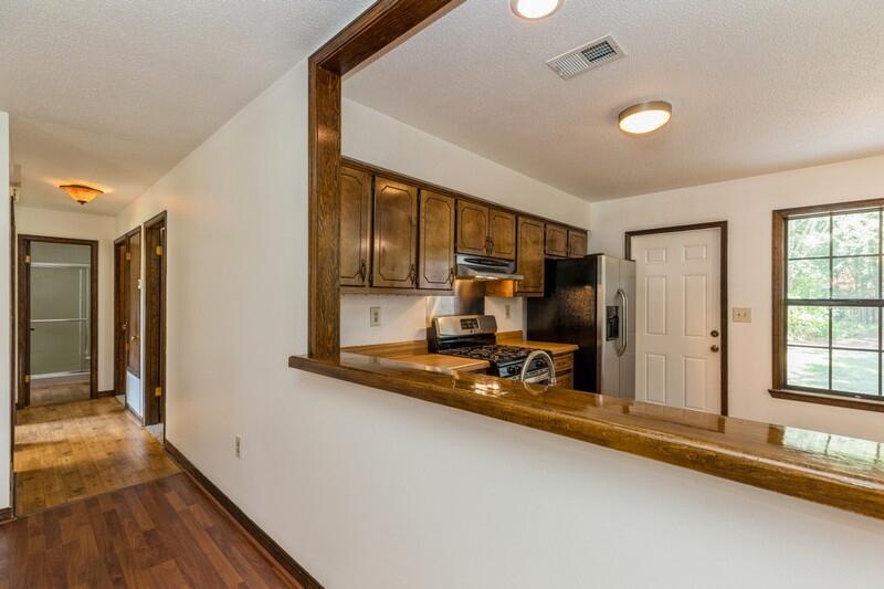 SHOAL CREEK MANOR WEST - Residential