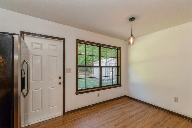 SHOAL CREEK MANOR WEST - Residential