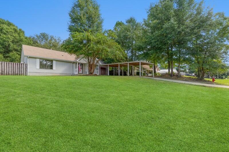 SHOAL CREEK MANOR WEST - Residential