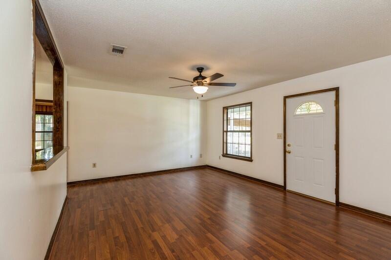SHOAL CREEK MANOR WEST - Residential